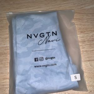 Nvgtn size small icy blue camo
